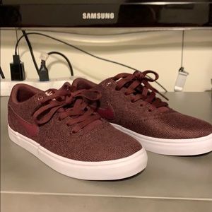 Nike SB Solarsoft Size 8 NWOT